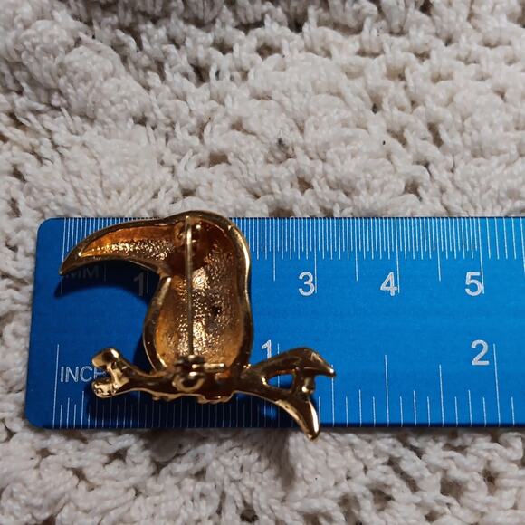 Toucan Bird on a Branch Pin Brooch Gold Tone Green Blue Clear Rhinestone - Picture 5 of 6